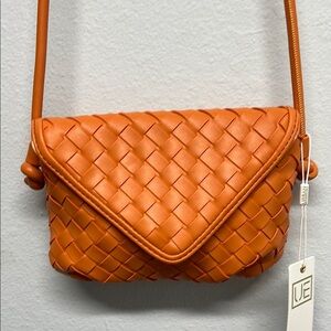 Urban Expressions | Woven Crossbody Bag